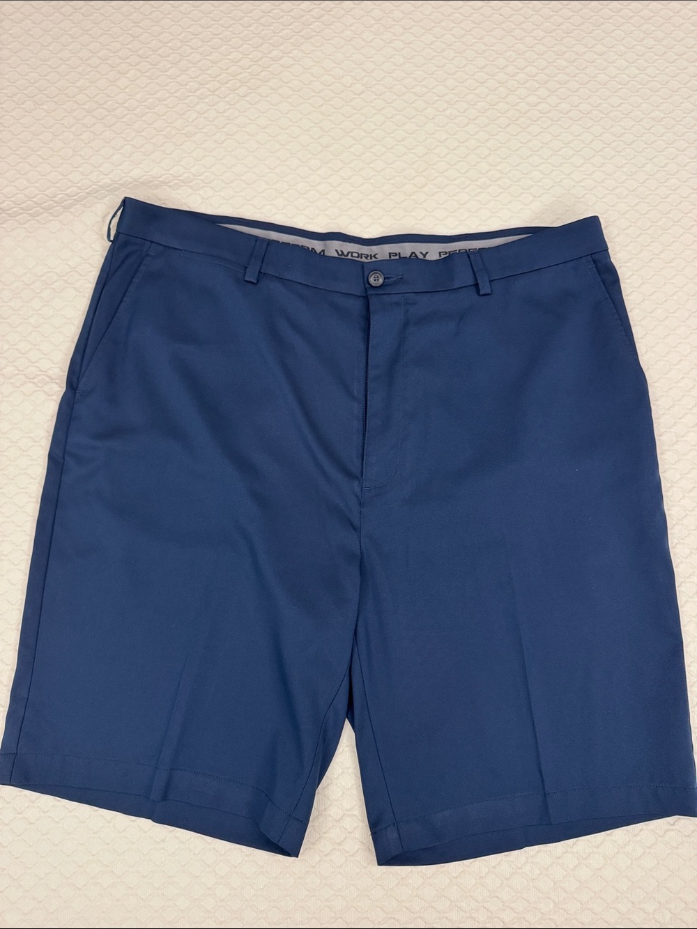 Roundtree & Yorke Men's Pleated  Performance Shorts